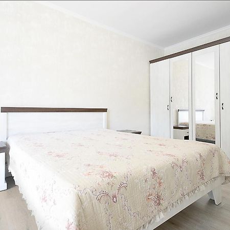 "Deluxe Apartments" L 26-4 - 11220 Лвив Екстериор снимка